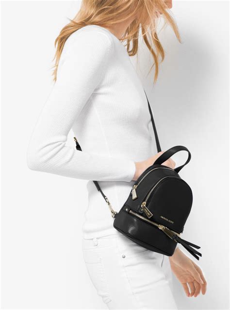 michael kors rhea mini backpack